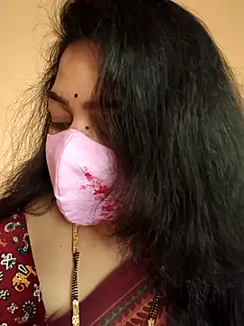 Snapshot of neelu-hoty chatting on 02.08.25 neelu-hoty online show from 02.08.25