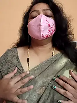 Snapshot of neelu-hoty chatting on 02.11.25 neelu-hoty online show from 02.11.25