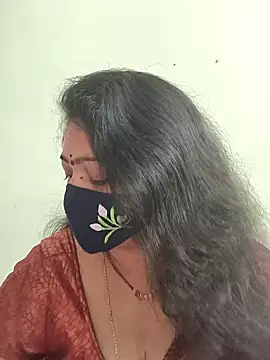 Snapshot of neelu-hoty chatting on 09.19.25 neelu-hoty online show from 09.19.25