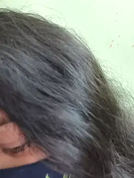 Snapshot of neelu-hoty chatting on 10.27.25 neelu-hoty online show from 10.27.25