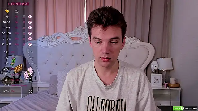 ArthurWhitee online show from 09.24.25