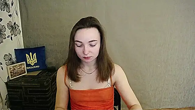  Barbie Kiss  online show from 01.28.25