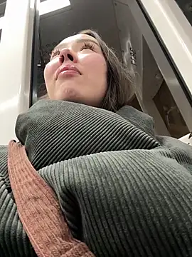 Snapshot of Asian_Asami chatting on 03.16.25 Asian Asami online show from 03.16.25