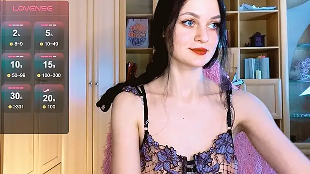 Elfanna online show from 02.20.25