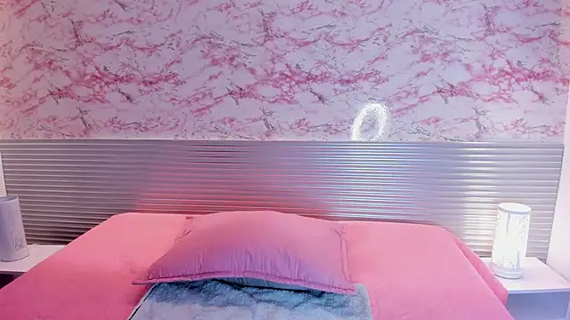  Danaa online show from 10.08.25