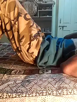 Snapshot of Chocolate_stud10 chatting on 02.13.25 Chocolate stud10 online show from 02.13.25