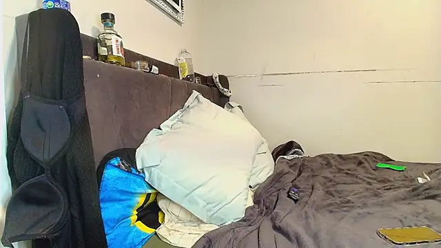 Naomiruty online show from 09.12.25