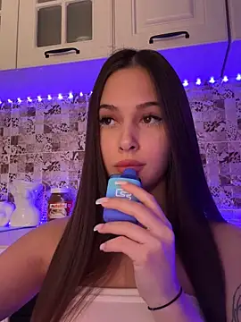 EricaWalls online show from 01.21.25