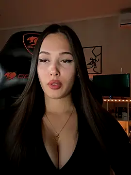 EricaWalls online show from 09.12.25