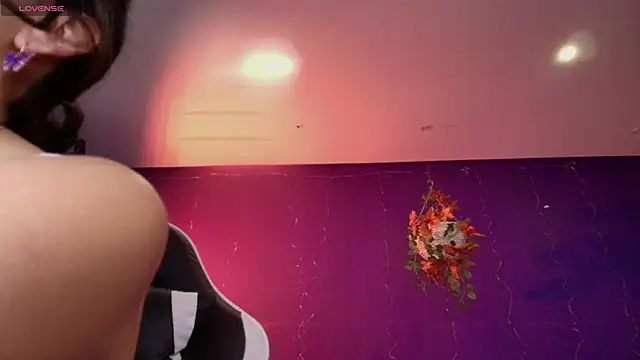 vanelope11 online show from 10.28.25