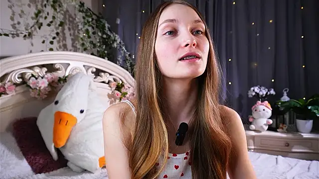 MonaEldon online show from 03.10.26