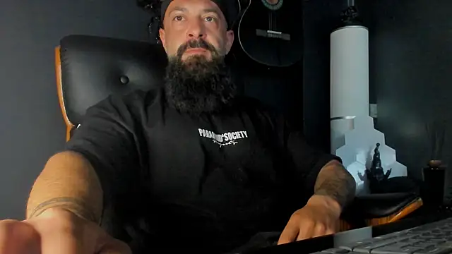 axxelrich  online show from 09.12.25