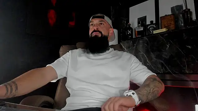 axxelrich  online show from 10.23.25