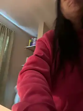 Snapshot of menaceswife chatting on 01.09.25 menaceswife online show from 01.09.25