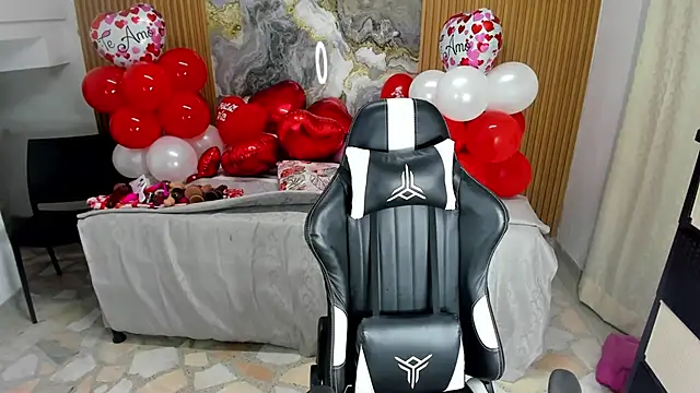 Danna topless online show from 02.19.25