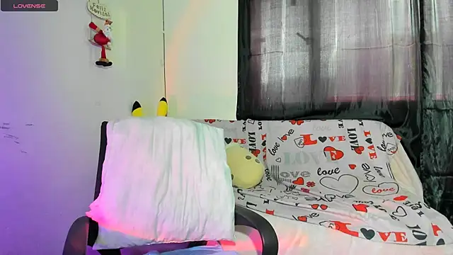 litle mily  online show from 12.21.24