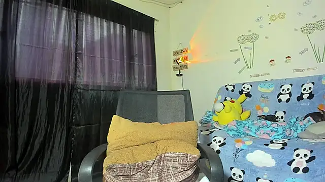 litle mily  online show from 01.25.25