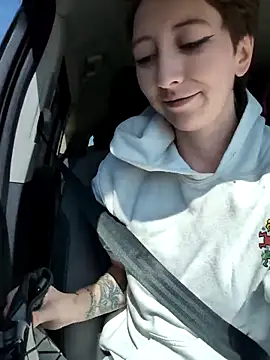 lovelylucyy online show from 10.02.25