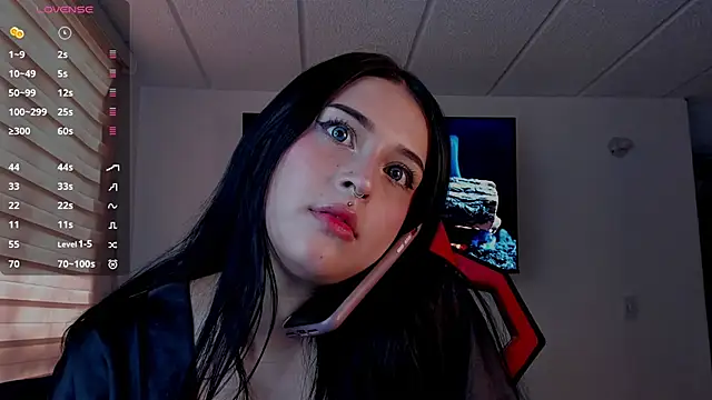 Charlotte greys online show from 09.16.25