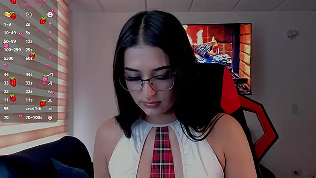 Charlotte greys online show from 10.10.25