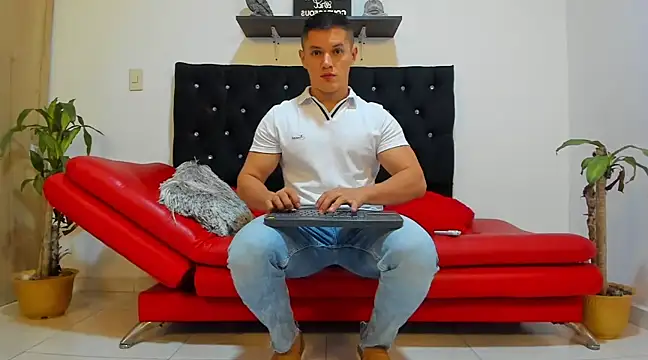 julian wallace online show from 02.14.25