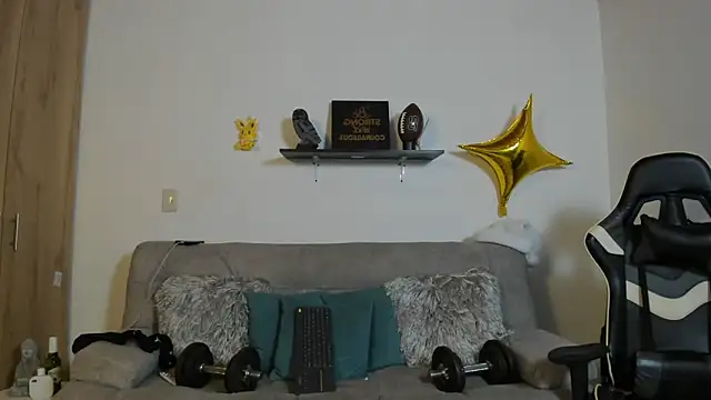 julian wallace online show from 10.28.25