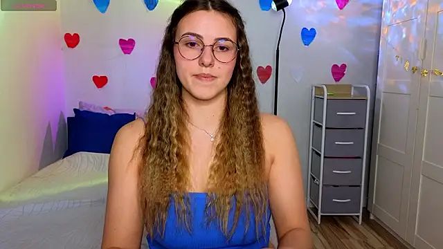 sophia euphoriaa online show from 02.06.26