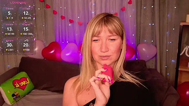 MilaBott online show from 02.10.25