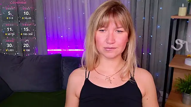 MilaBott online show from 03.18.25