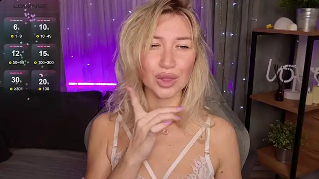 MilaBott online show from 11.07.25