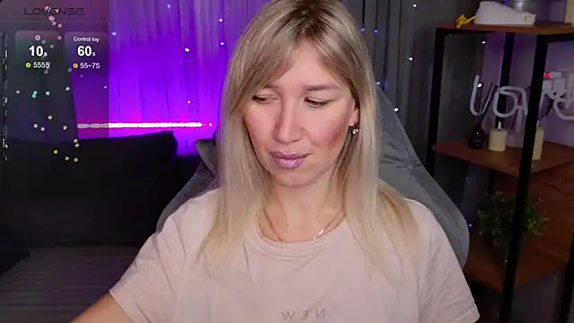 MilaBott online show from 11.22.25