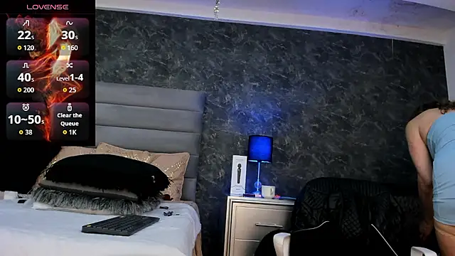 Bella Evans  online show from 01.07.26