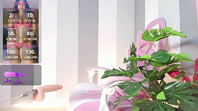 Snapshot of Laross25 chatting on 03.04.25 Laross25 online show from 03.04.25