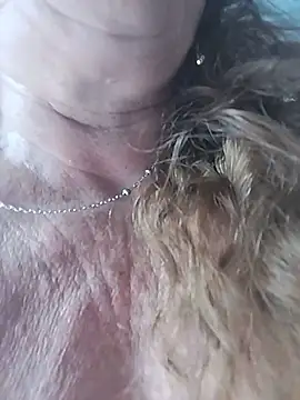 Horny-Mommy-Dirty online show from 10.12.25