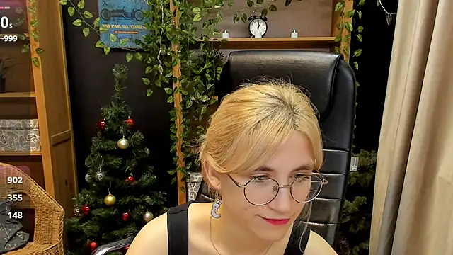 Moon13152 online show from 12.22.24