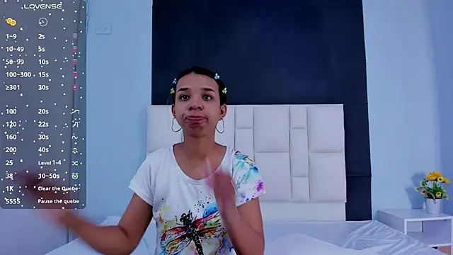 suzanelee online show from 12.24.24