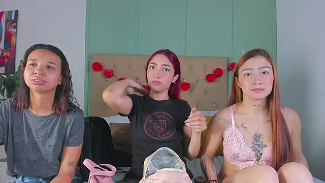 suzanelee online show from 02.10.25