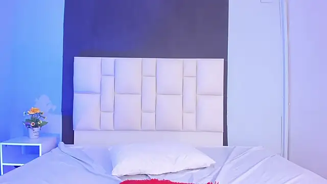 suzanelee online show from 02.15.25