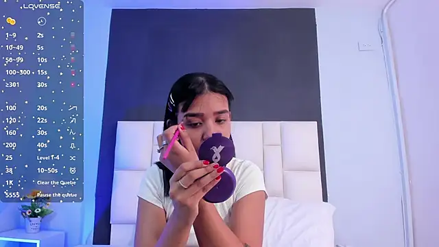 suzanelee online show from 03.06.25