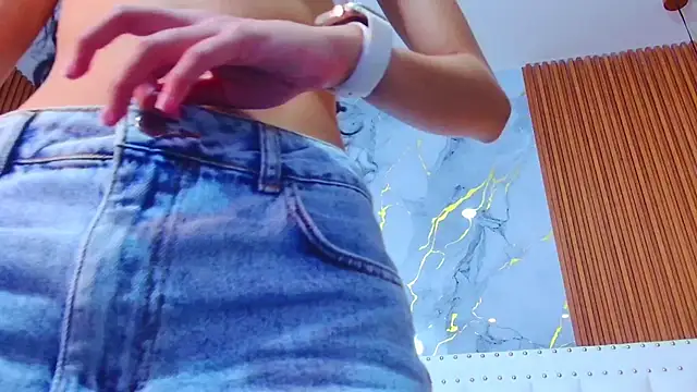 Beautifulskinny18 online show from 03.02.25