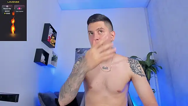 Yeiko Romero  online show from 09.14.25