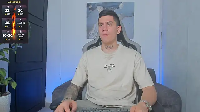 Yeiko Romero  online show from 10.08.25