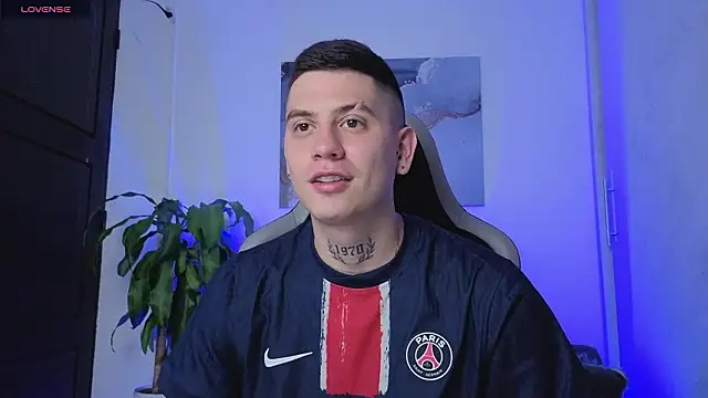 Yeiko Romero  online show from 03.15.26