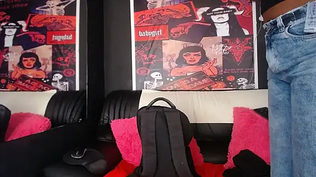 Snapshot of TIFFANYYSTAR chatting on 02.06.25 TIFFANYYSTAR online show from 02.06.25