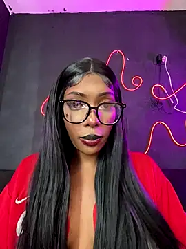 TIFFANYYSTAR online show from 12.15.25