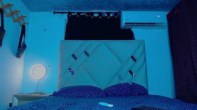 Snapshot of Rich_boy01 chatting on 02.26.25 Rich boy01 online show from 02.26.25