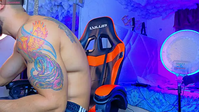 Snapshot of Rich_boy01 chatting on 02.16.26 Rich boy01 online show from 02.16.26