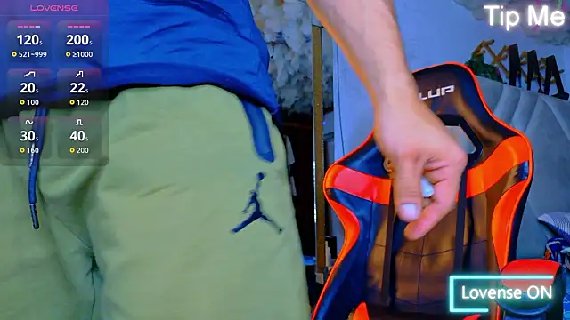 Snapshot of Rich_boy01 chatting on 02.24.26 Rich boy01 online show from 02.24.26