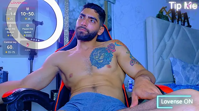 Snapshot of Rich_boy01 chatting on 02.25.26 Rich boy01 online show from 02.25.26