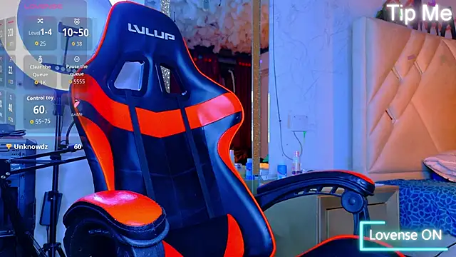 Snapshot of Rich_boy01 chatting on 03.05.26 Rich boy01 online show from 03.05.26